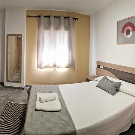 公寓 Ds Rio Guadalquivir, Cerca De La Mezquita *