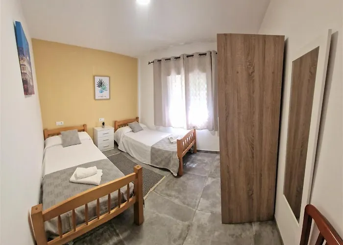 Ds Rio Guadalquivir, Cerca De La Mezquita