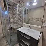 Ds Rio Guadalquivir, Cerca De La Mezquita *